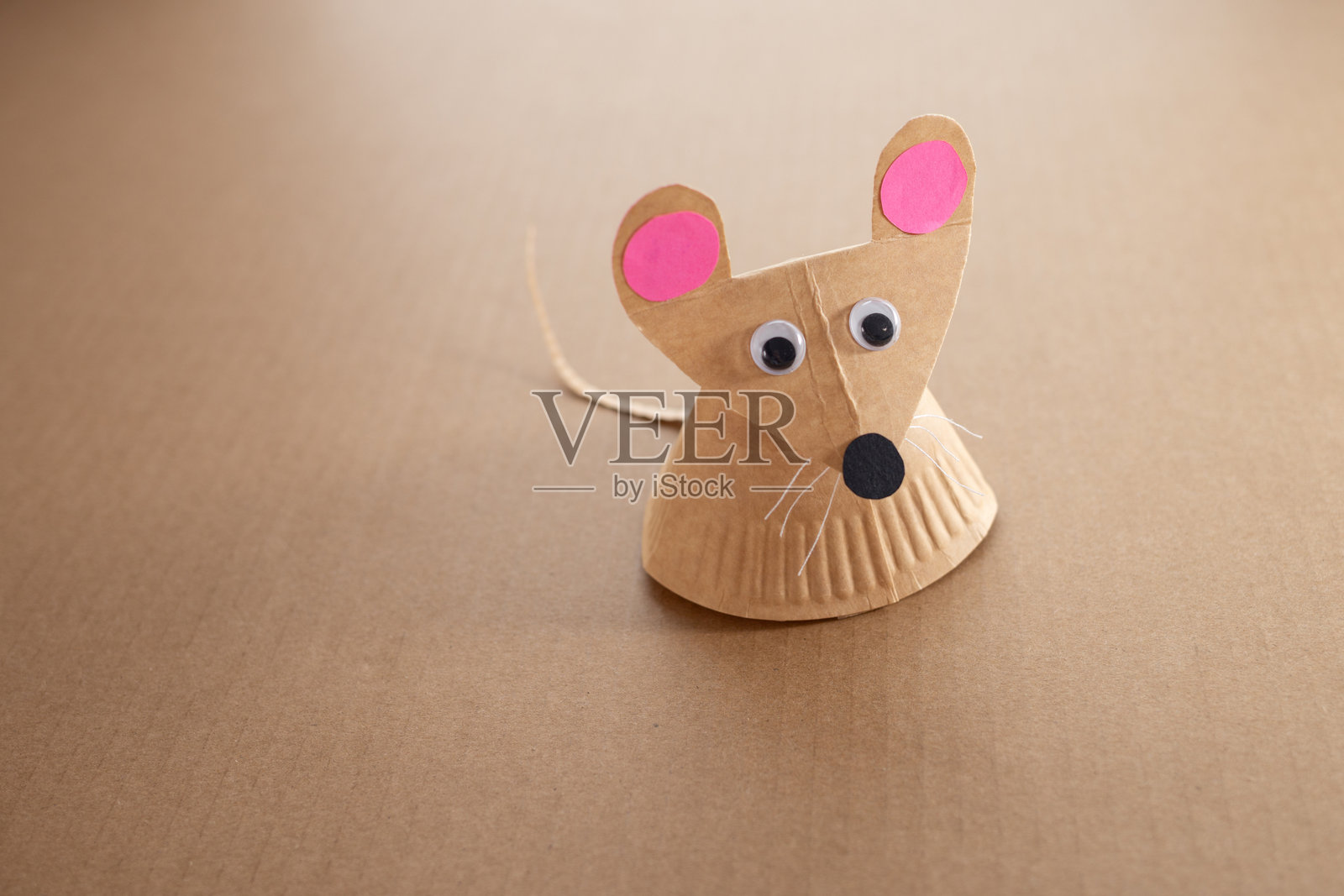 如何制作纸盘老鼠手工艺品照片摄影图片