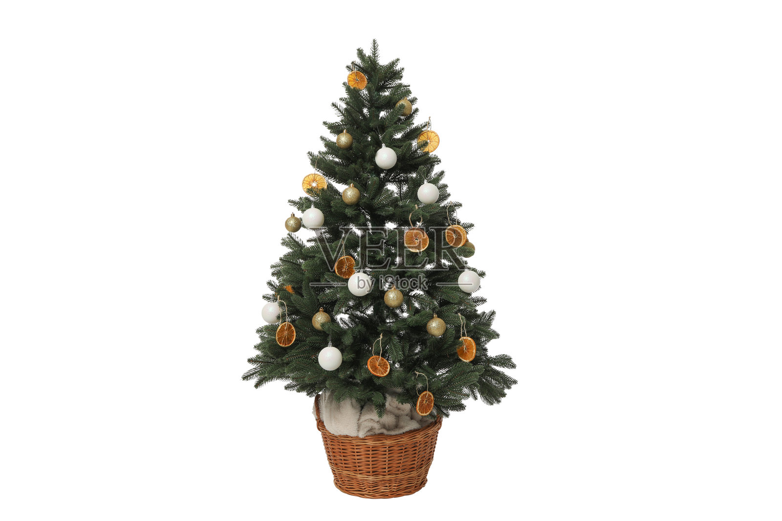 装饰华丽的圣诞树，孤立在白色背景上照片摄影图片