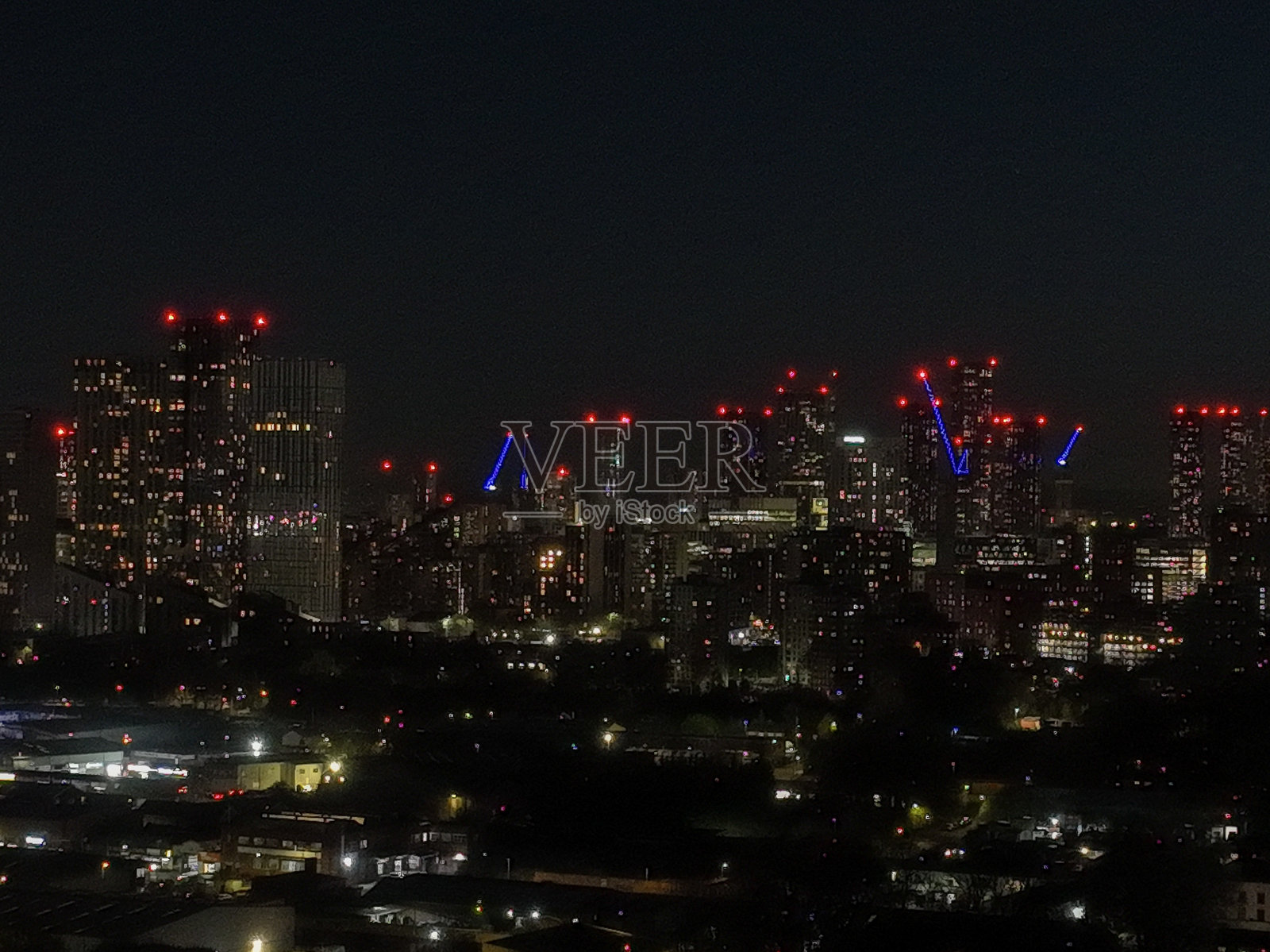 闪烁的城市灯光照片摄影图片