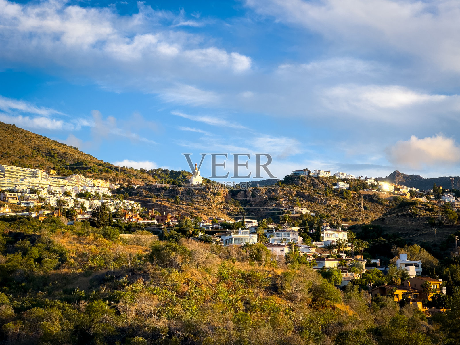 西班牙南部阳光海岸的贝纳尔马德纳照片摄影图片