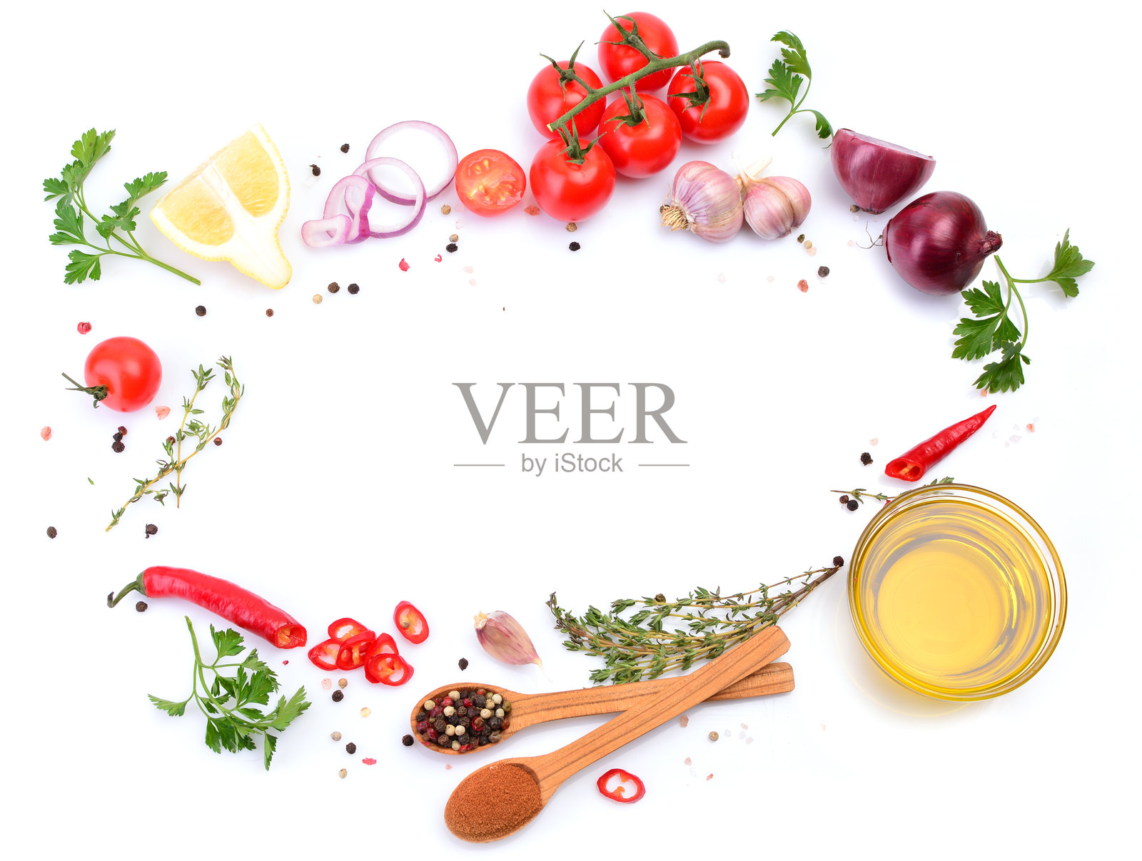 带香料和蔬菜的橄榄油照片摄影图片