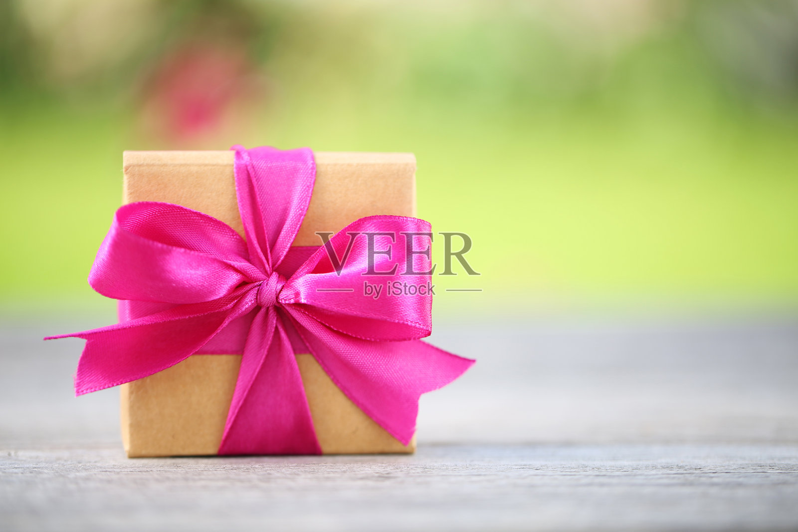 礼品盒照片摄影图片