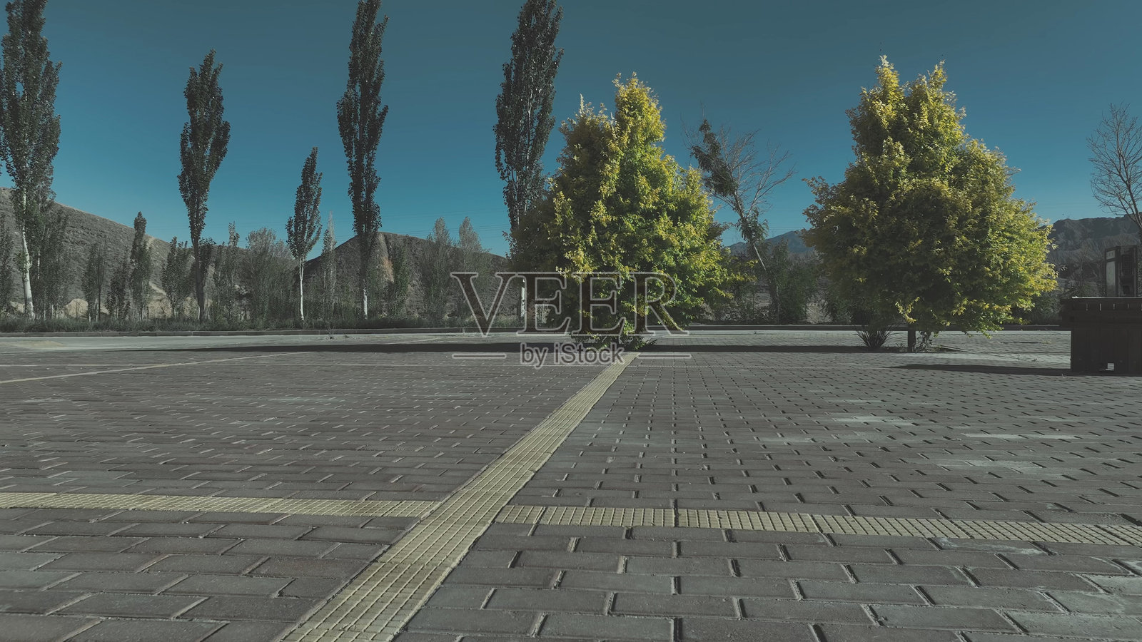 中国甘肃张掖的多彩丹霞风景区，张掖联合国教科文组织全球地质公园。照片摄影图片