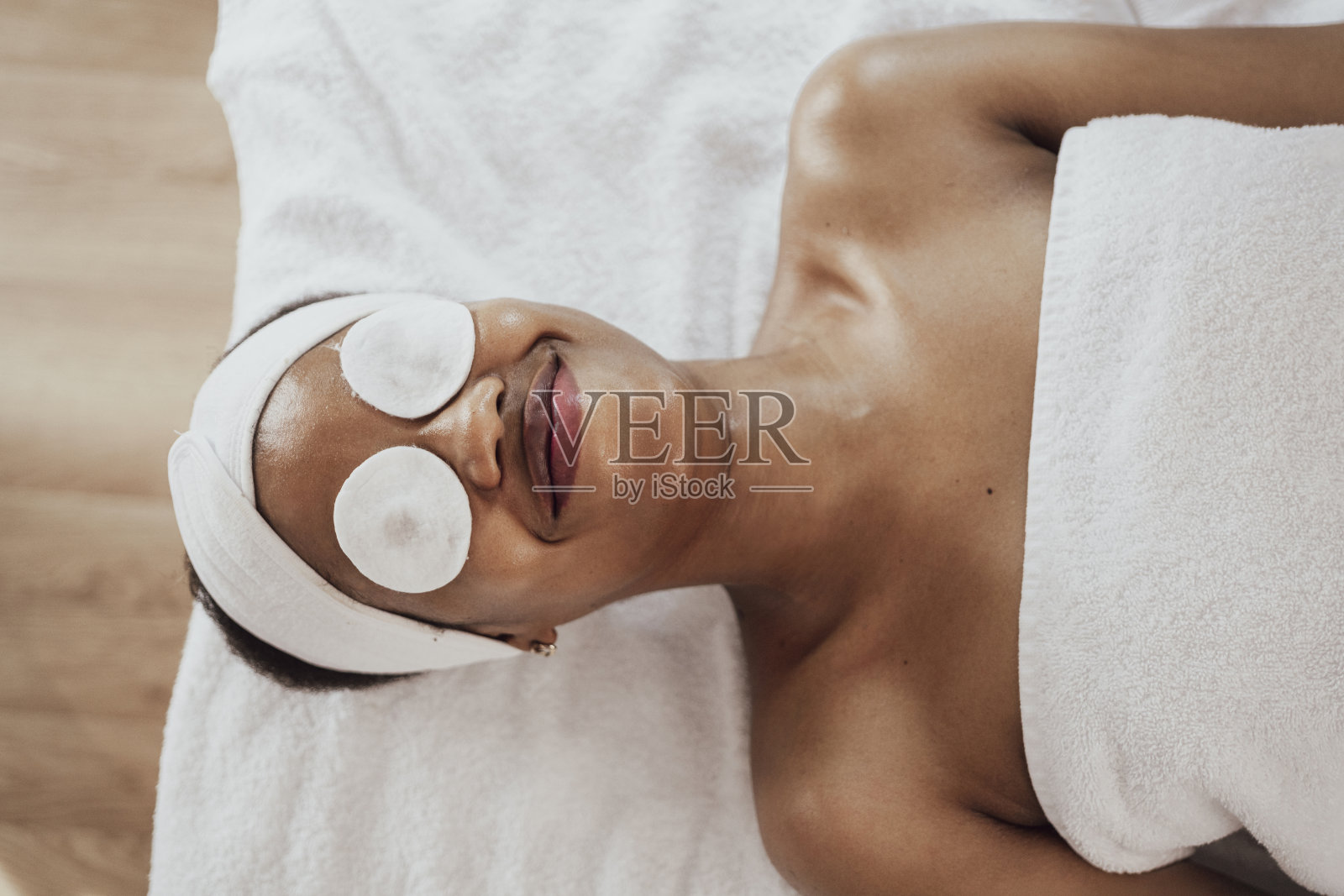 美容院的美容程序照片摄影图片