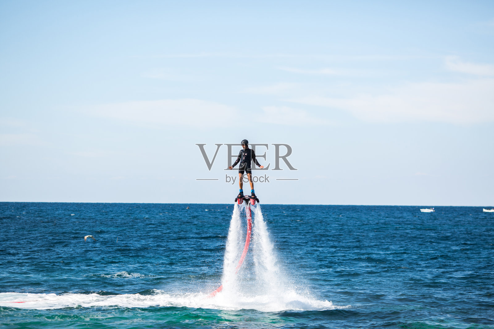 海洋中的飞板骑士照片摄影图片