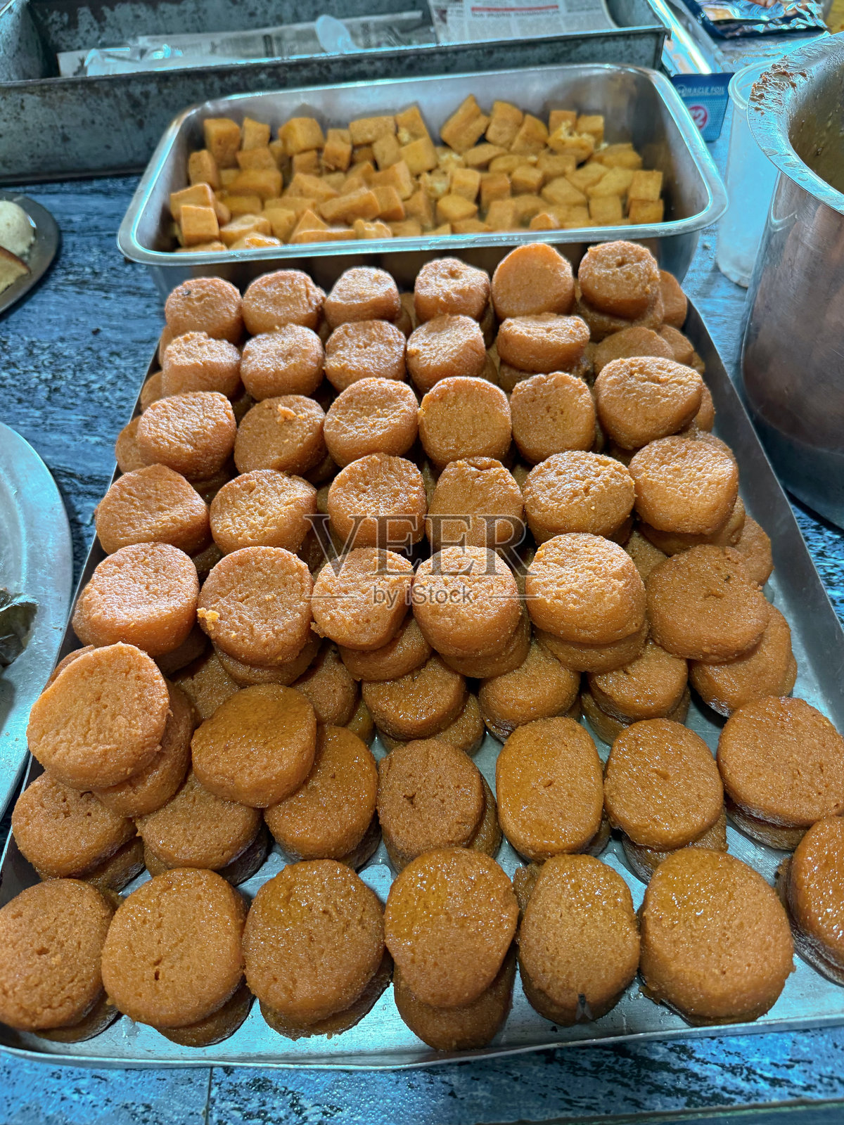 奥里萨邦当地摊位的陈纳吉利甜点照片摄影图片