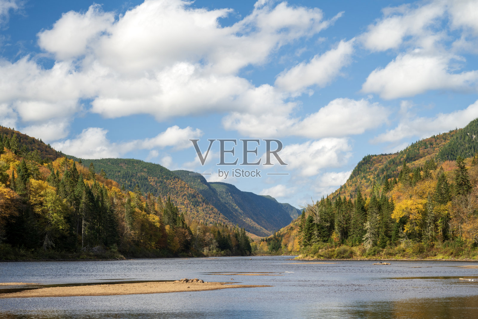 秋季的雅克-卡蒂埃国家公园风景照片摄影图片