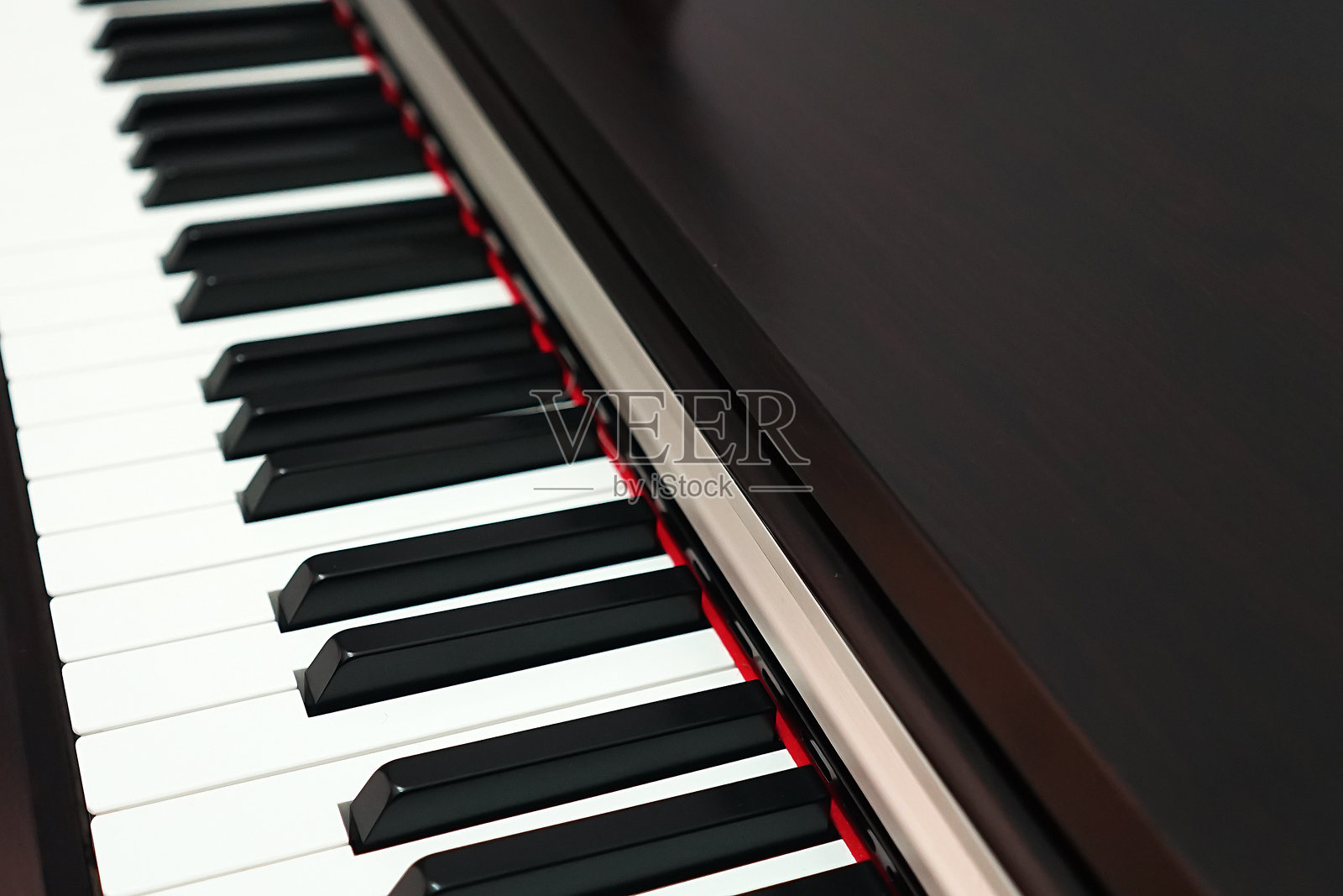 电动数字钢琴键盘的特写细节照片摄影图片