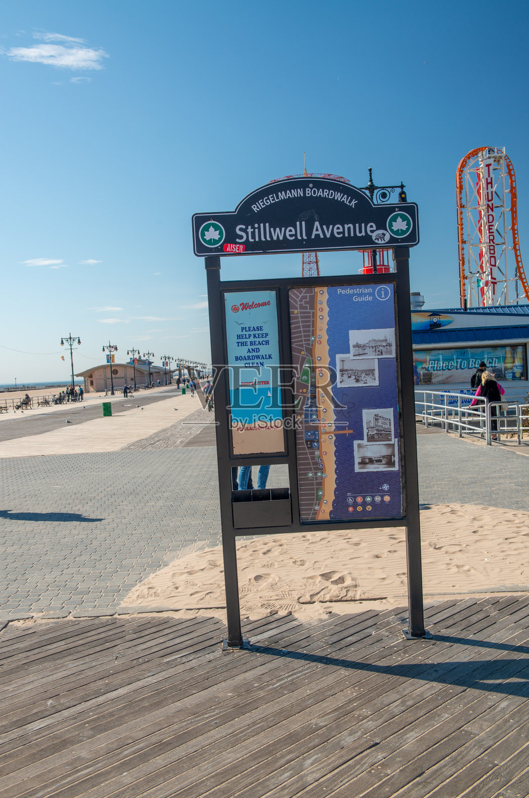 斯蒂尔威尔大道,十月的美丽康尼岛海滨长廊,捕捉海边的秋天照片摄影图片