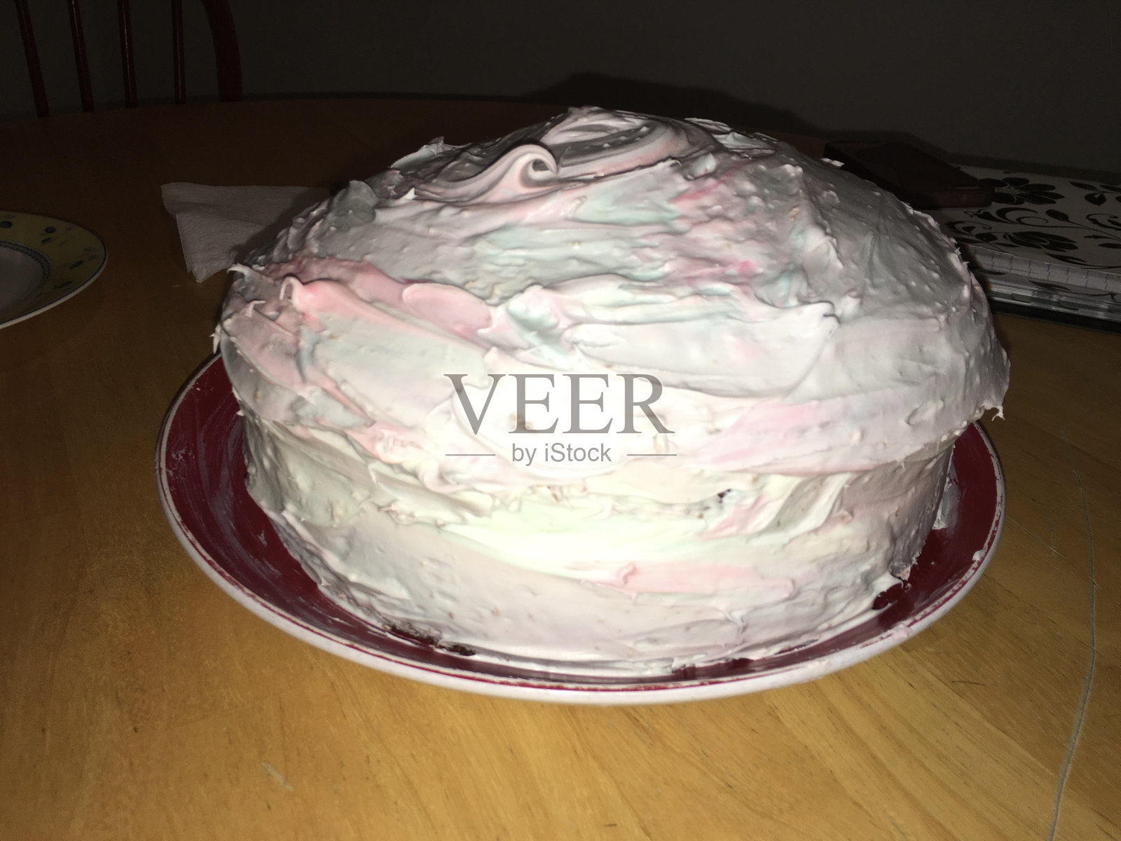 五彩缤纷的糖霜蛋糕照片摄影图片