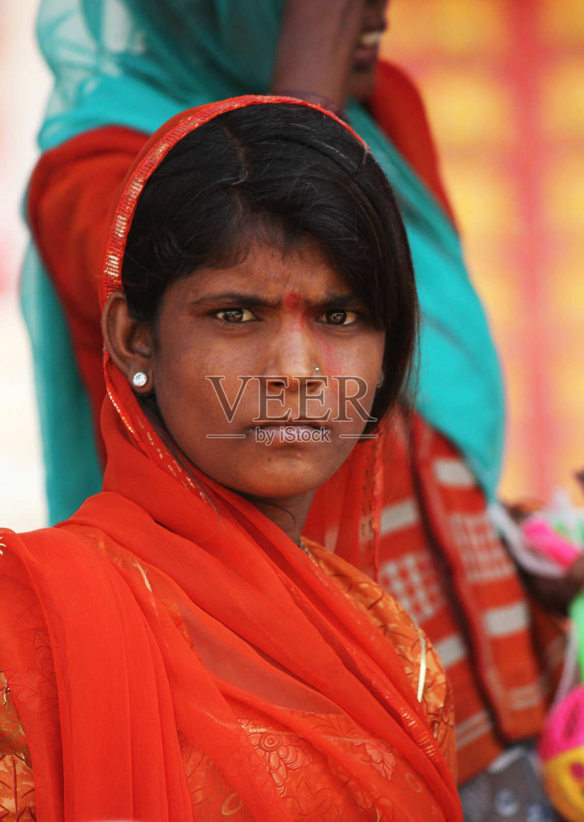 印度女孩的肖像照片摄影图片