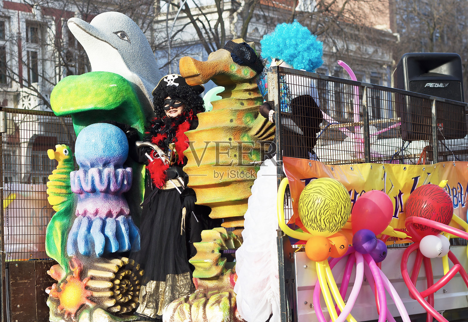 保加利亚瓦尔纳的节日嘉年华。照片摄影图片