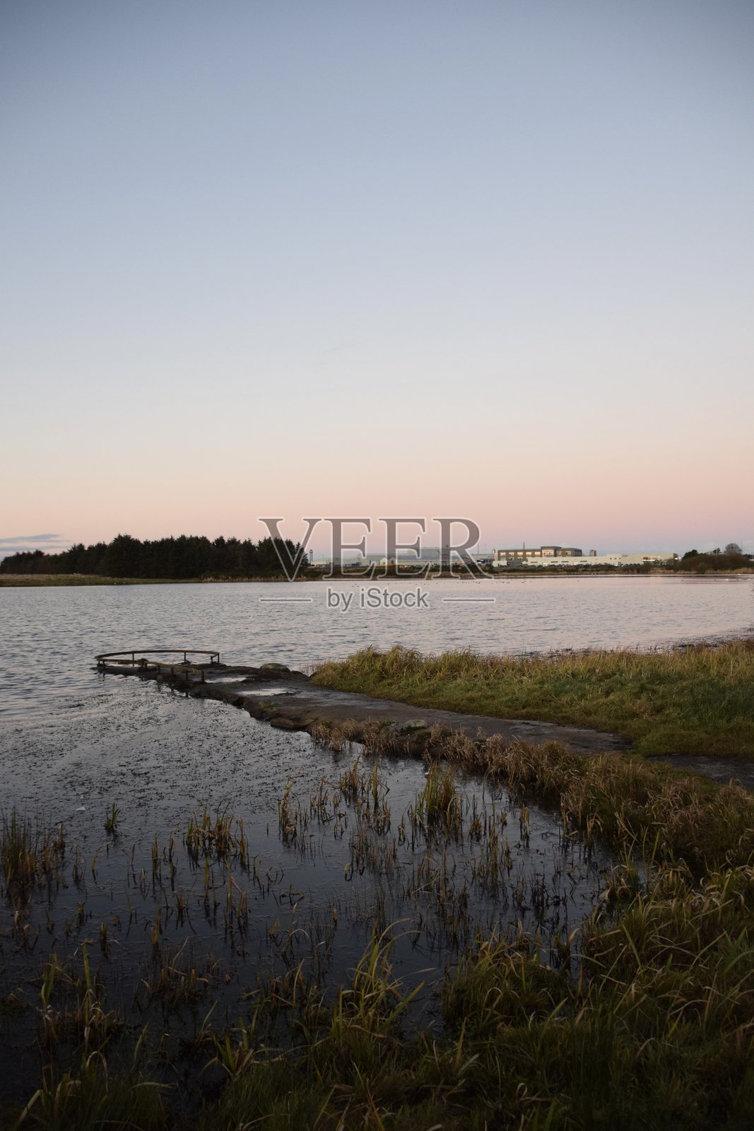 洛伊斯顿湖照片摄影图片