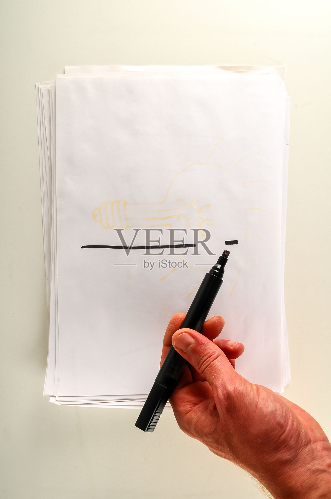 绘画创意的纸张特写照片摄影图片