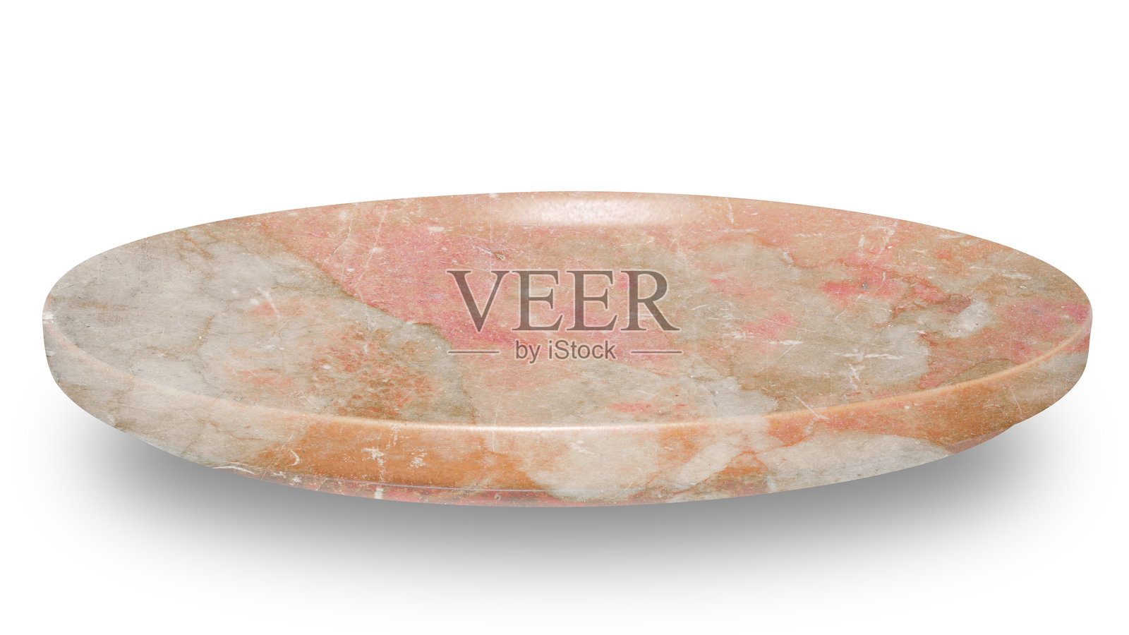 棕色圆形大理石盘子，背景为白色。照片摄影图片