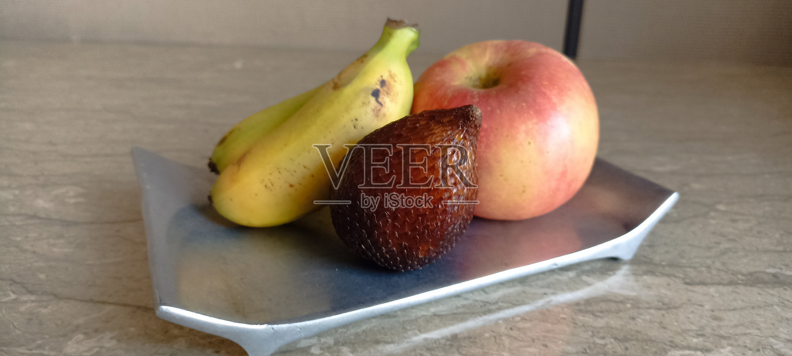 香蕉、苹果和零食水果照片摄影图片