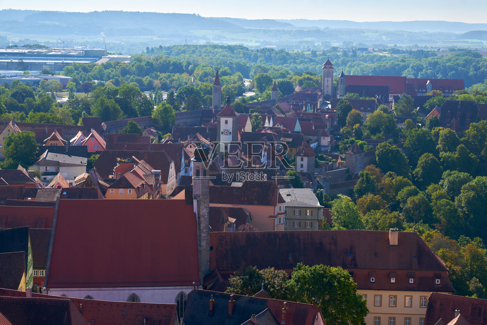 罗滕堡（Rothenburg ob der Tauber）西贝尔塔和屋顶照片摄影图片