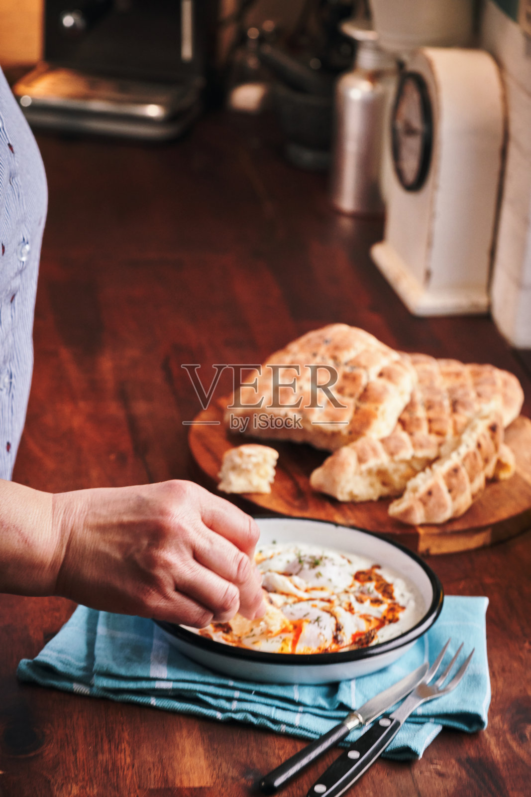 土耳其水煮蛋Cilbir照片摄影图片