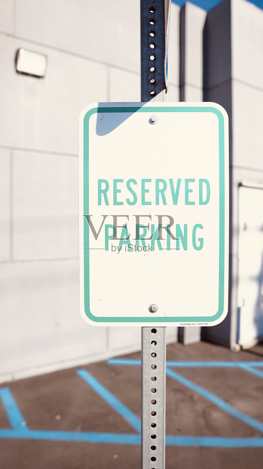 专用停车位照片摄影图片