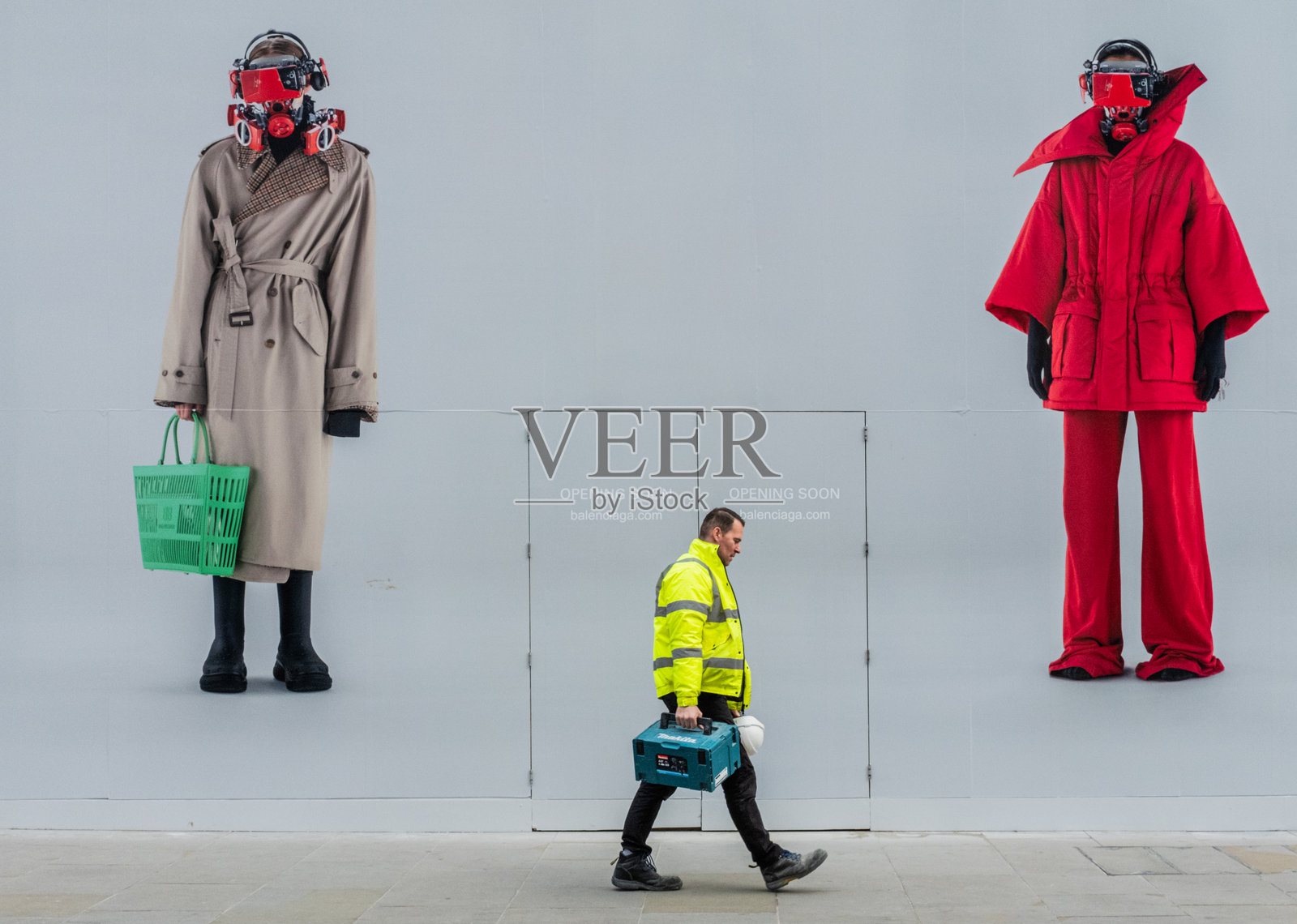 漫步奢华一英里：新邦德街的时尚与艺术盛景照片摄影图片