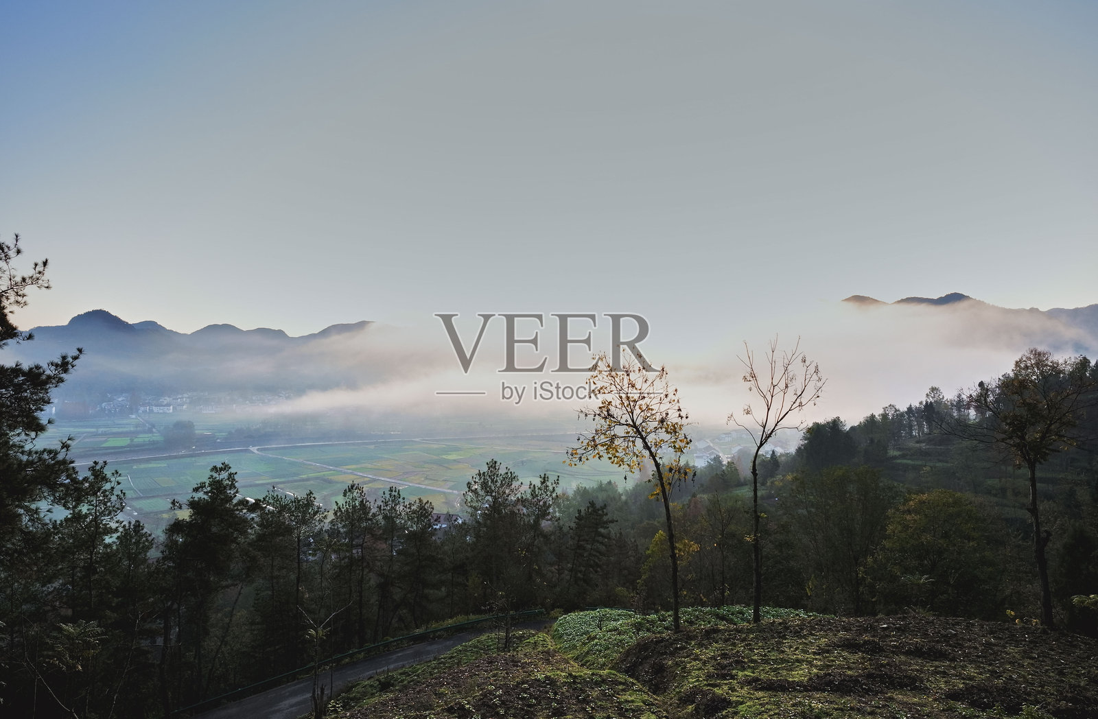 云彩照片摄影图片