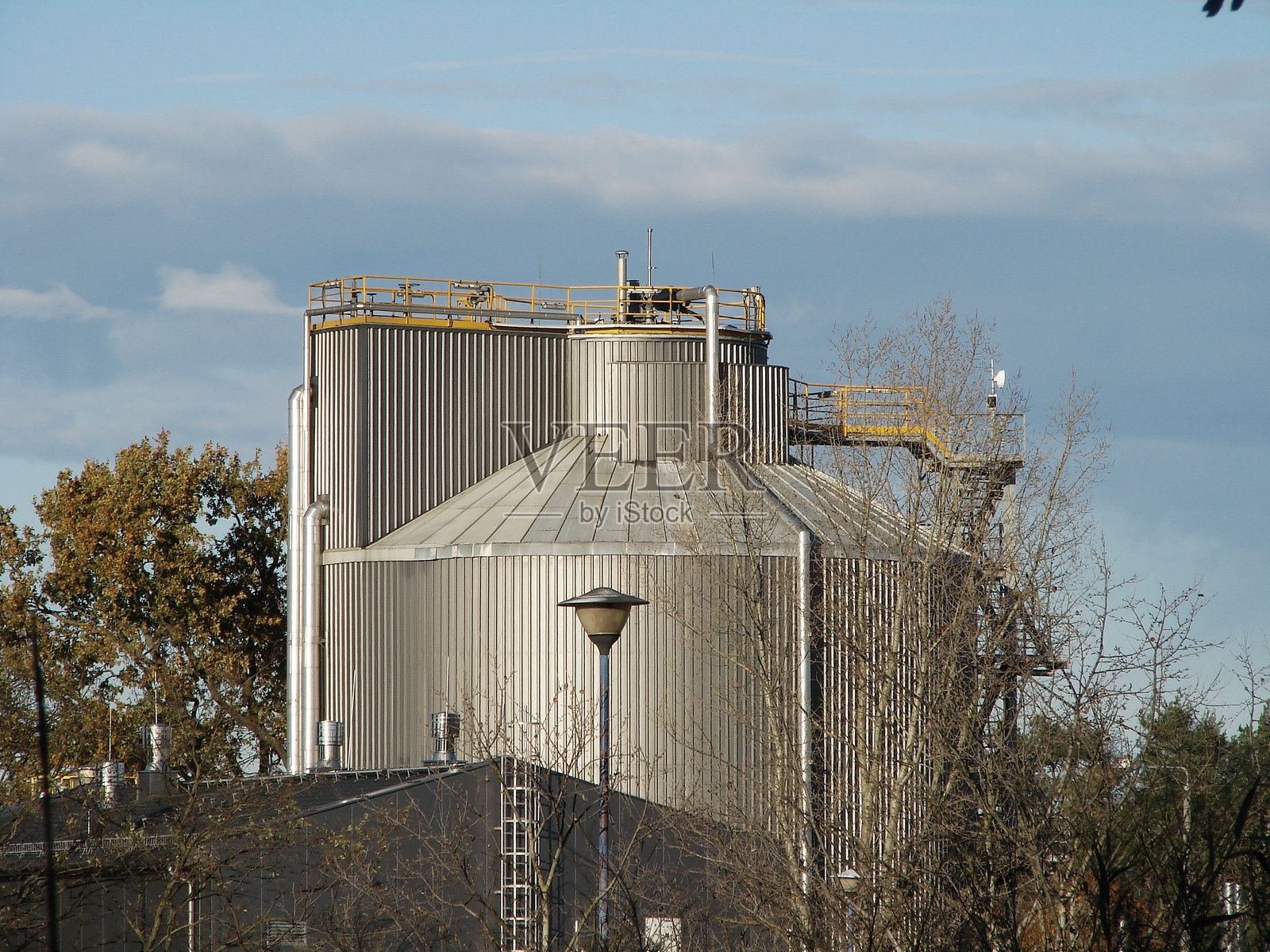 污水处理厂 - 发酵池照片摄影图片