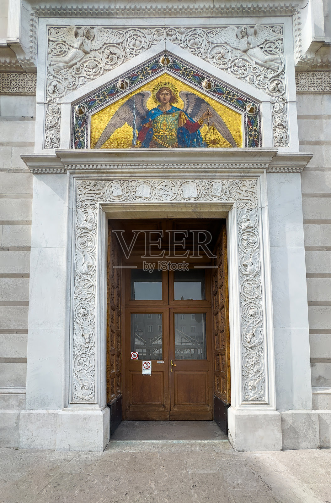 意大利的特里斯特圣斯皮里顿塞尔维亚东正教教堂。照片摄影图片