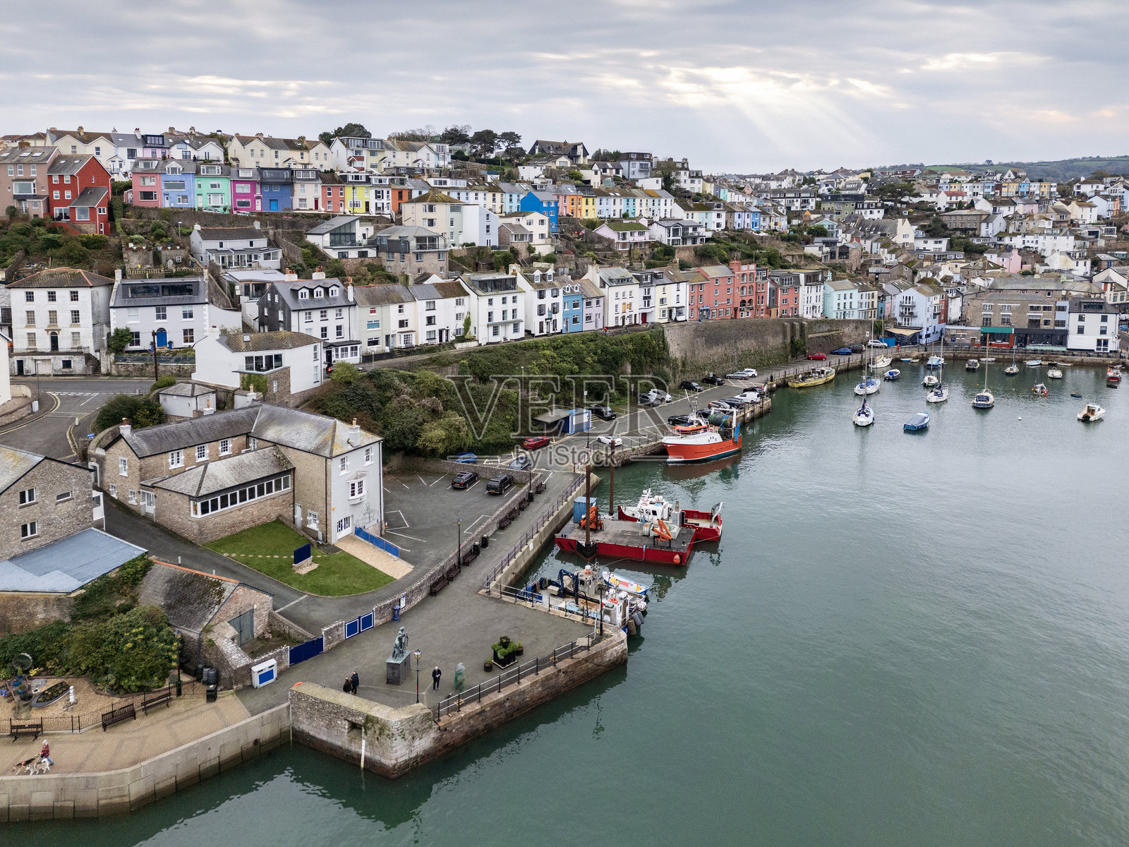 英国德文郡的布里克瑟姆港照片摄影图片
