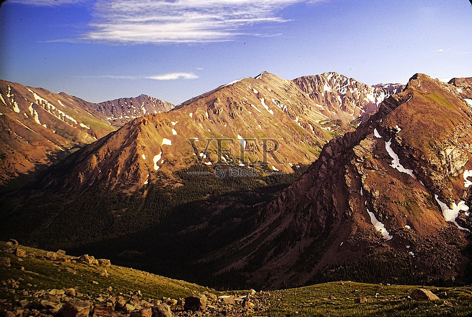 1986年8月在科罗拉多州落基山脉萨瓦奇山脉的巨山原始区攀岩照片摄影图片
