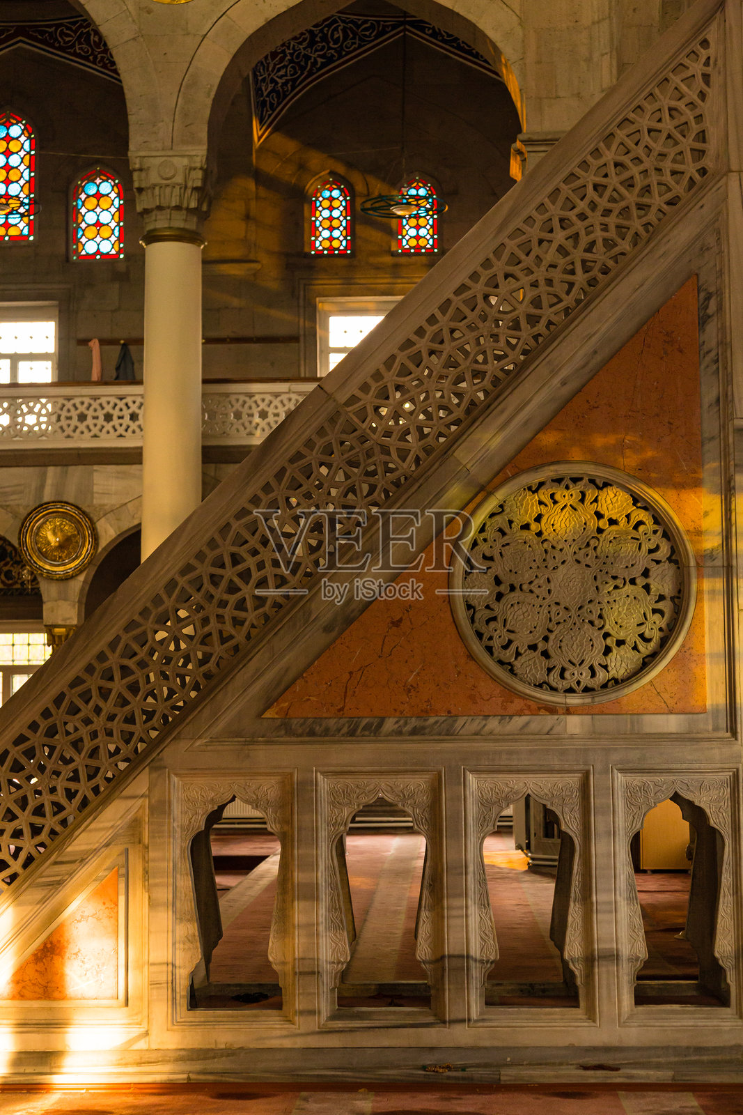 土耳其开塞利的布伦古兹清真寺中的米巴尔照片摄影图片