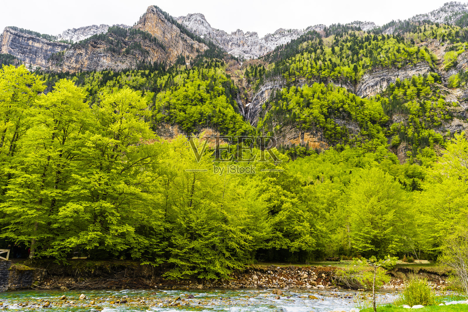 奥尔德萨和蒙特佩尔迪多国家公园 - 阿拉贡比利牛斯山脉照片摄影图片