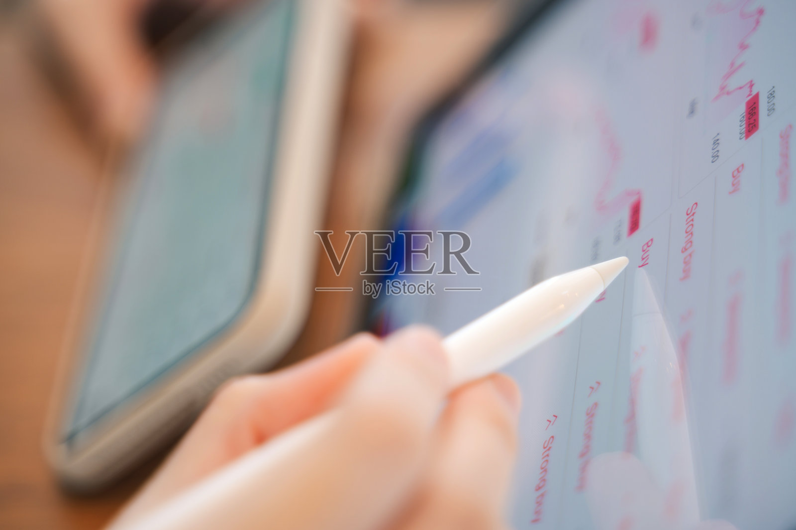 2026年全球商业增长的金融投资，人工智能机器人交易投资，股票市场和加密货币市场的高回报资产照片摄影图片