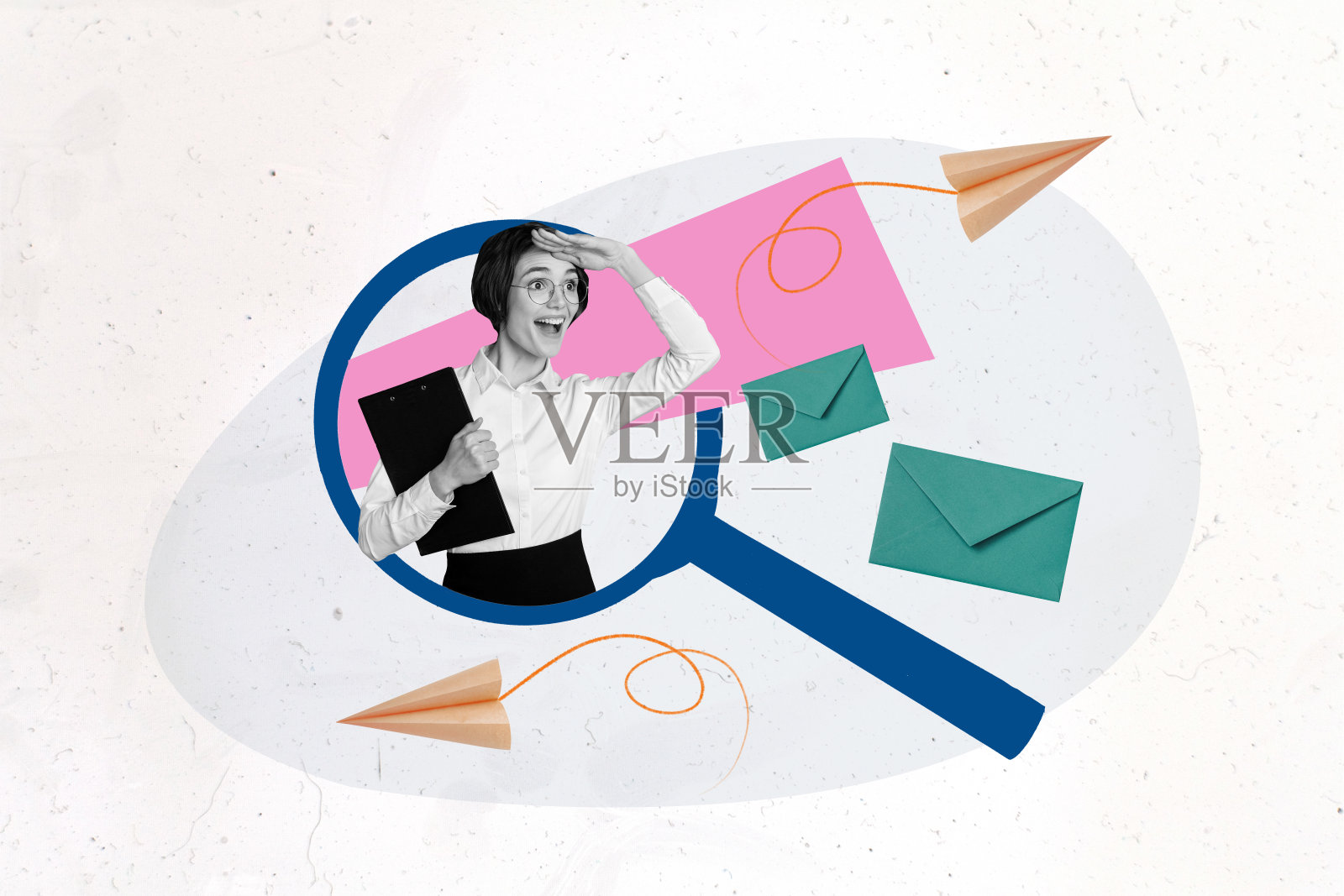 快乐成功女性的艺术拼贴，手触头部，远望寻找员工，背景为创意绘画。照片摄影图片