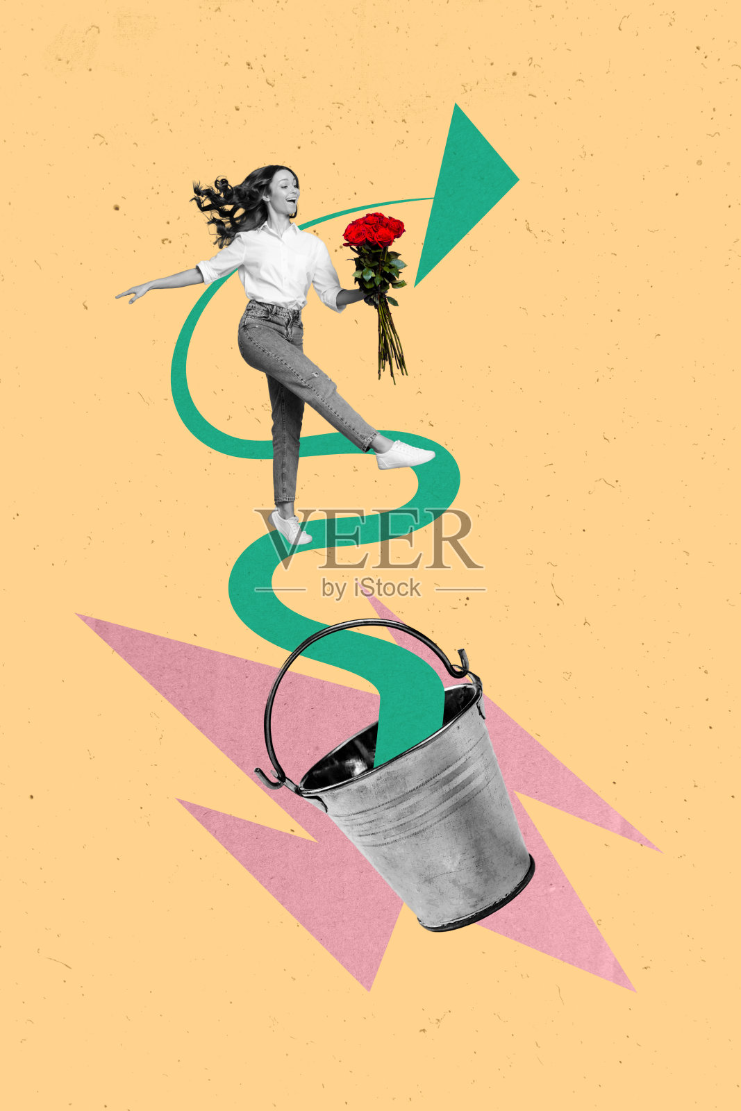 年轻女士在黄色背景下，手持玫瑰花束，舞动的竖版照片拼贴插图，旁边有一个金属桶。照片摄影图片