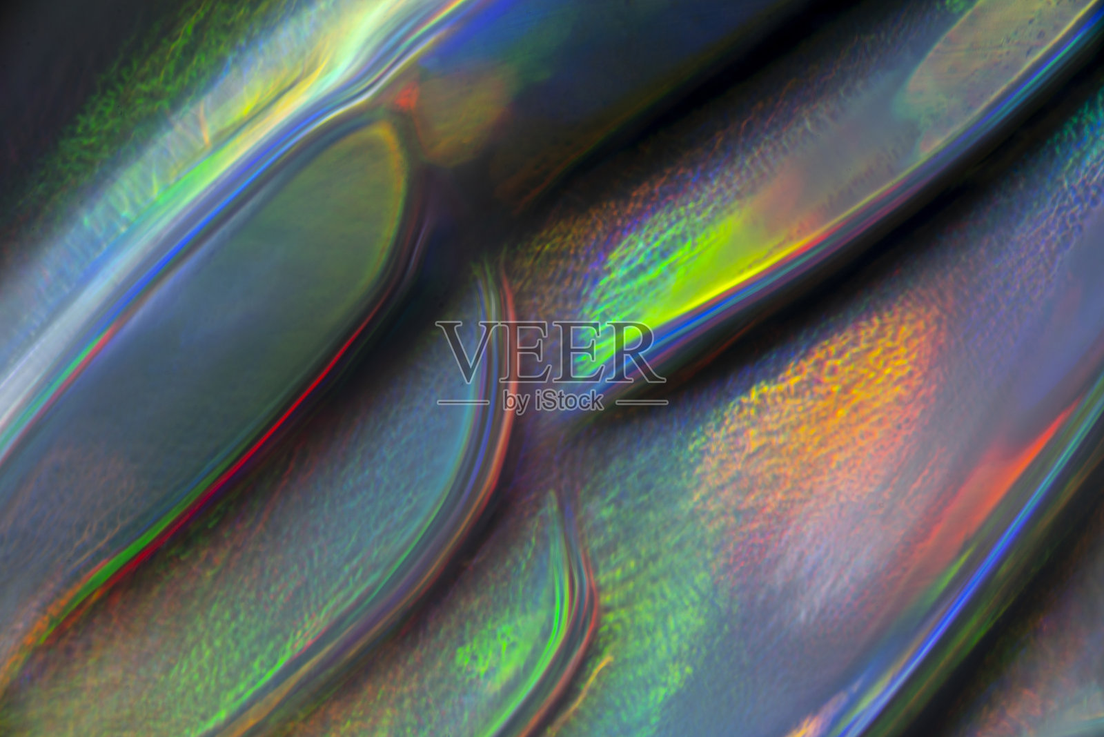 启迪之水晶杯与彩色光芒的图像照片摄影图片