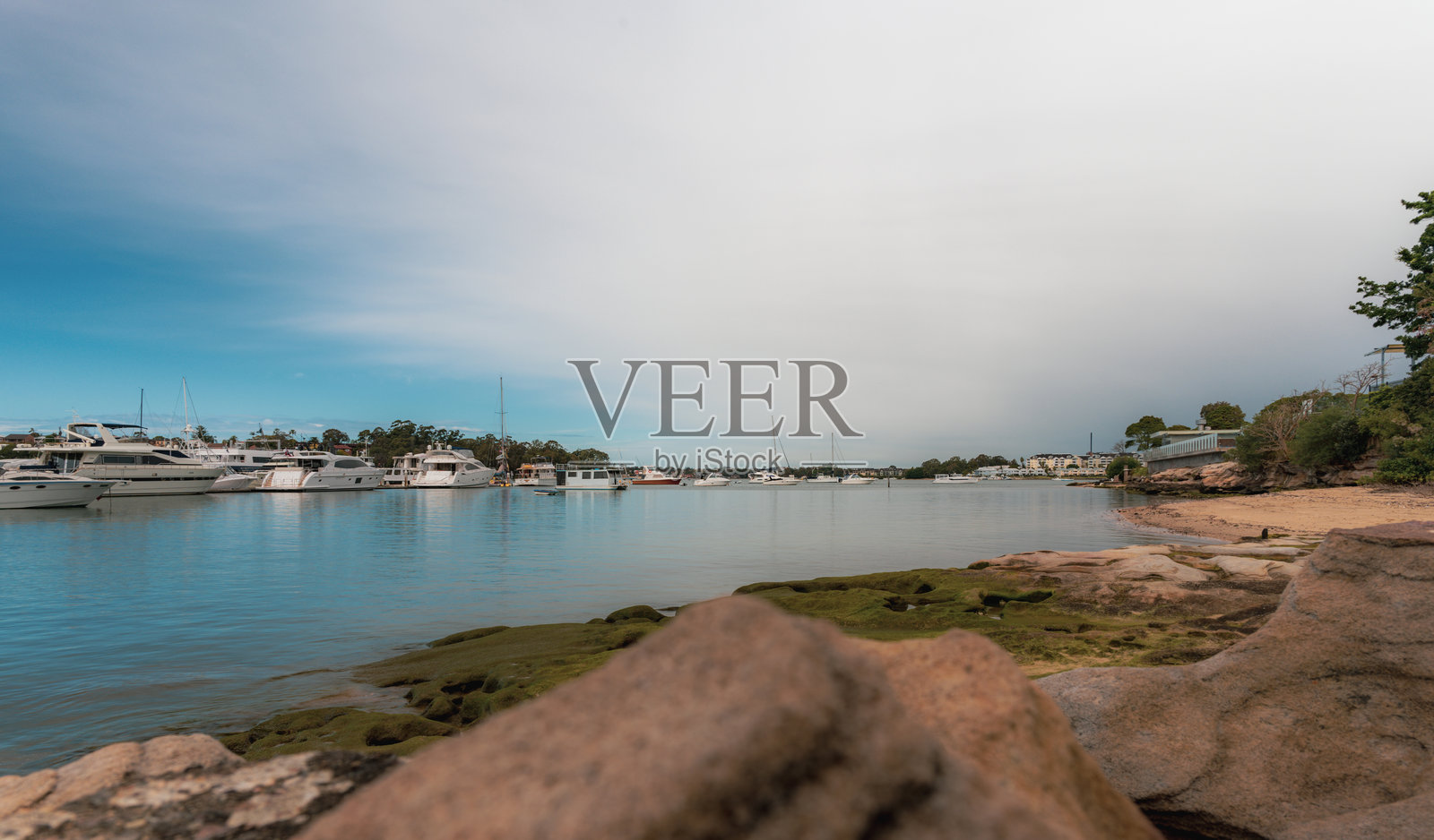 卡巴里塔海滩是新南威尔士州东北部的一个小镇。海滩本身以及附近的诺里斯岬是受欢迎的旅游景点。照片摄影图片