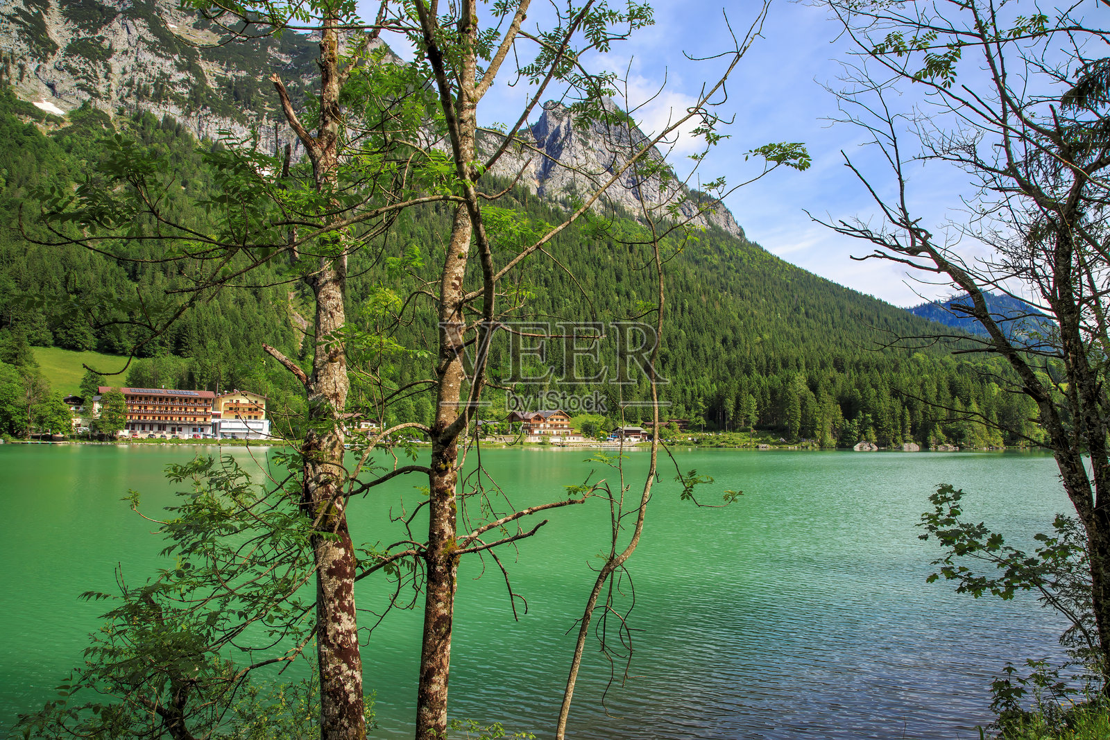 巴伐利亚贝希特斯加登附近的欣特湖。照片摄影图片