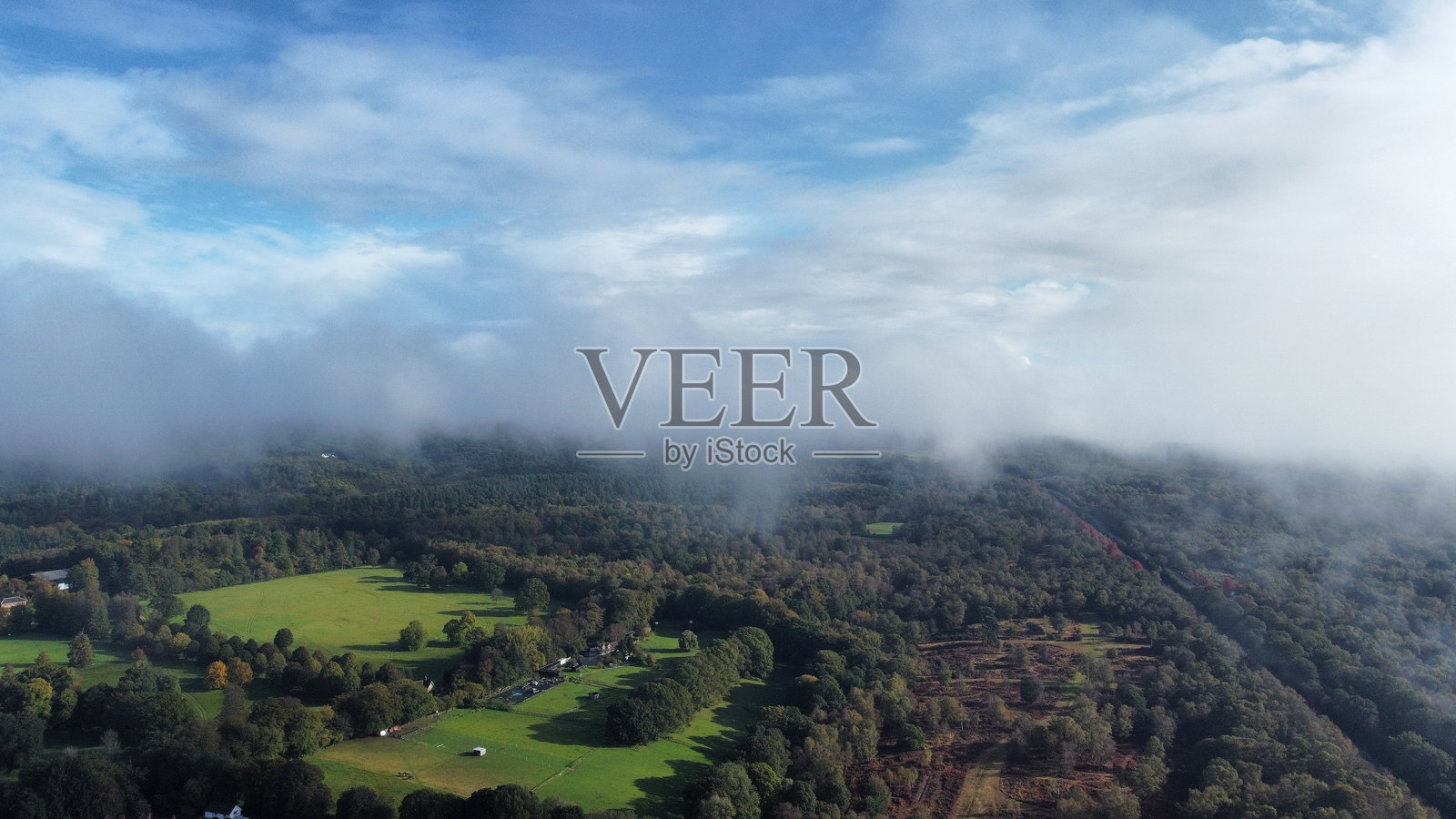 云彩照片照片摄影图片