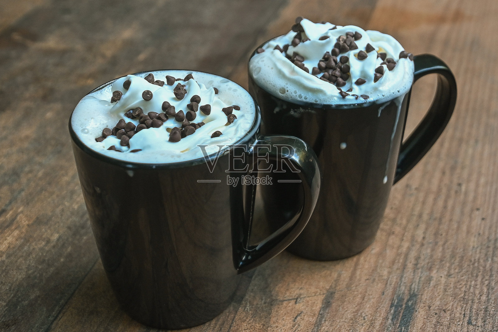 两杯热可可照片摄影图片