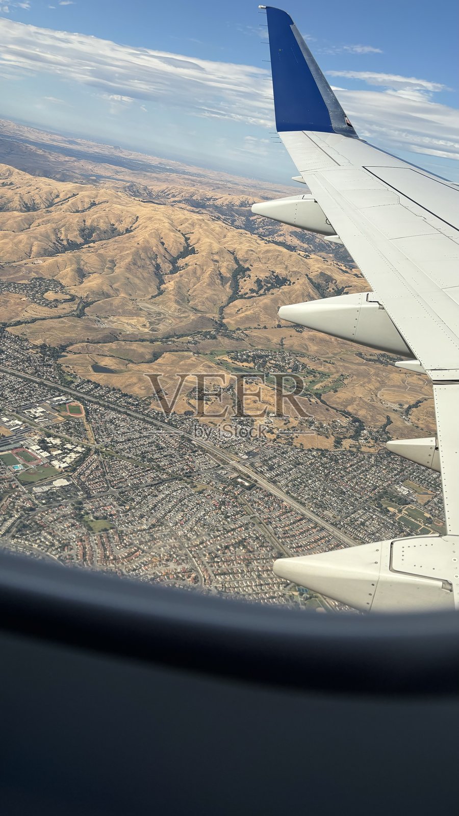 飞往洛杉矶国际机场的航班照片摄影图片