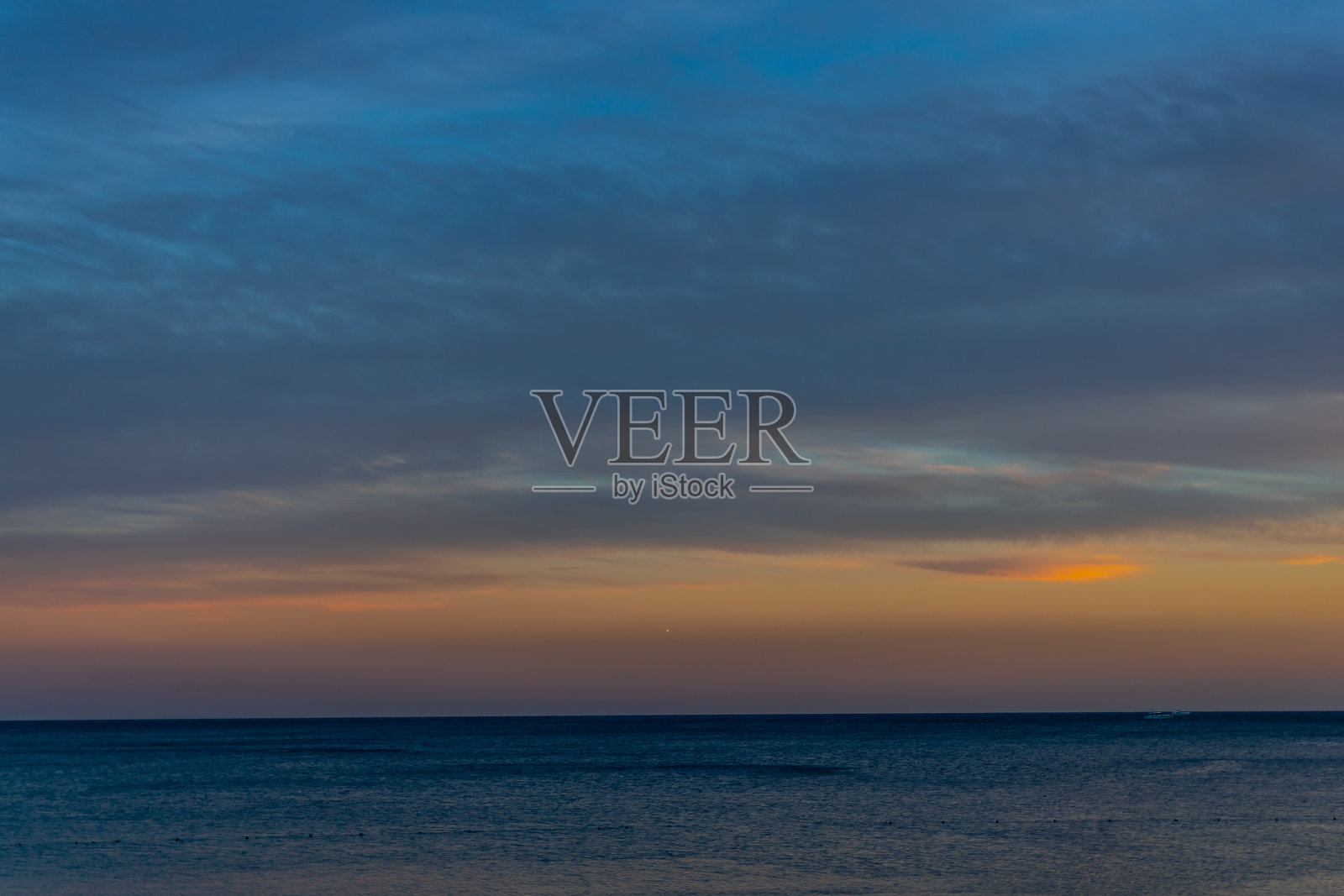 安塔利亚日落景观，土耳其安塔利亚照片摄影图片