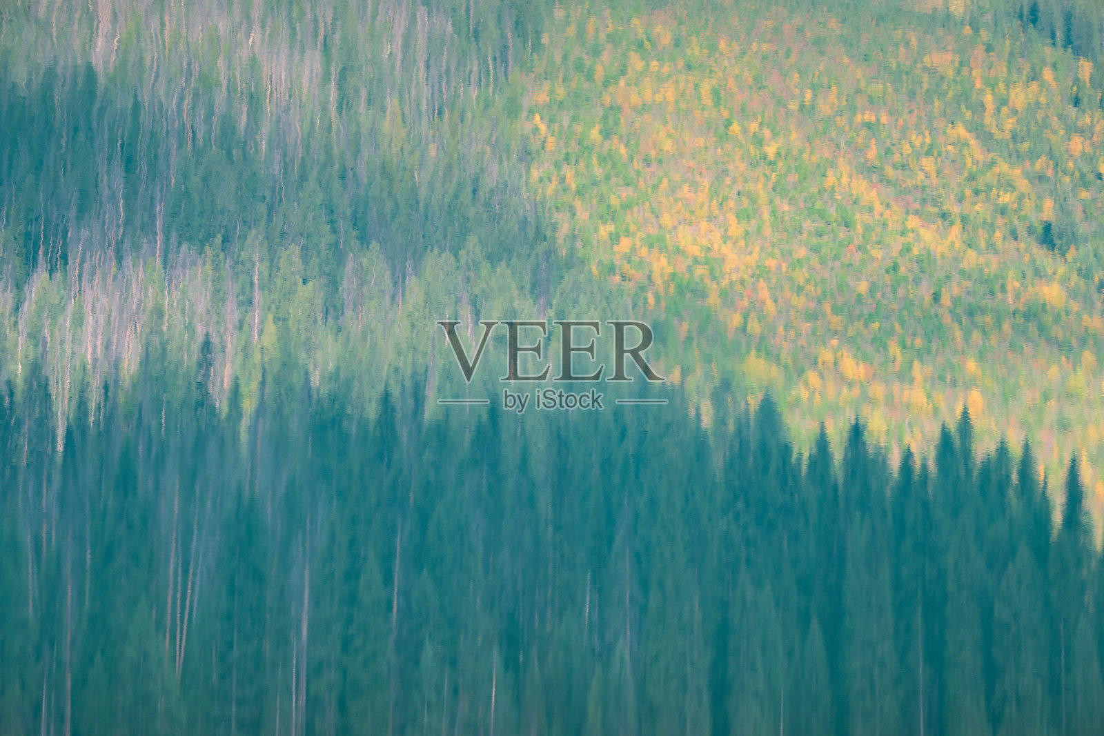 翡翠湖的倒影照片摄影图片