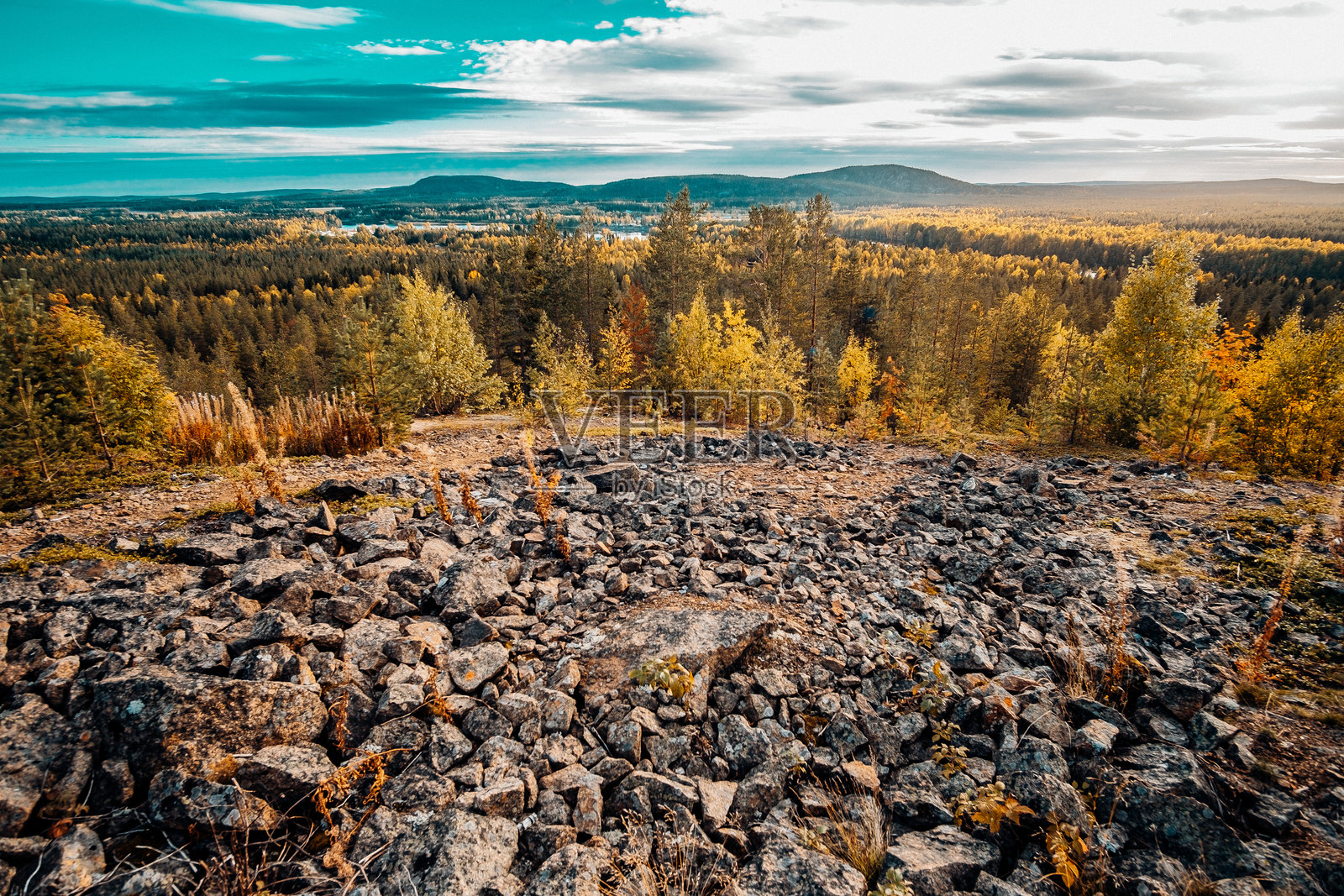 天空下的风景美景照片摄影图片