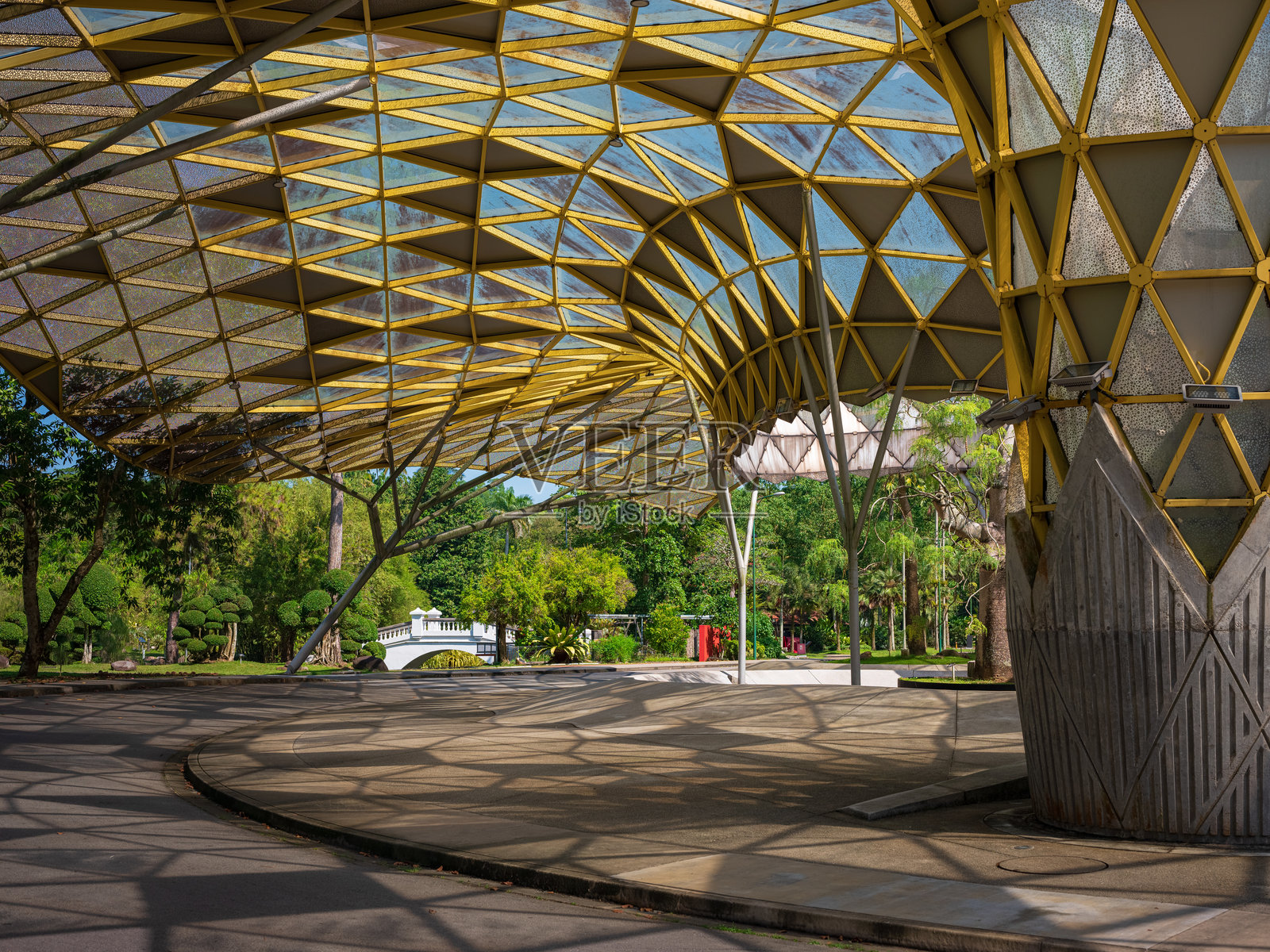 在马来西亚吉隆坡的佩尔达纳植物园散步照片摄影图片