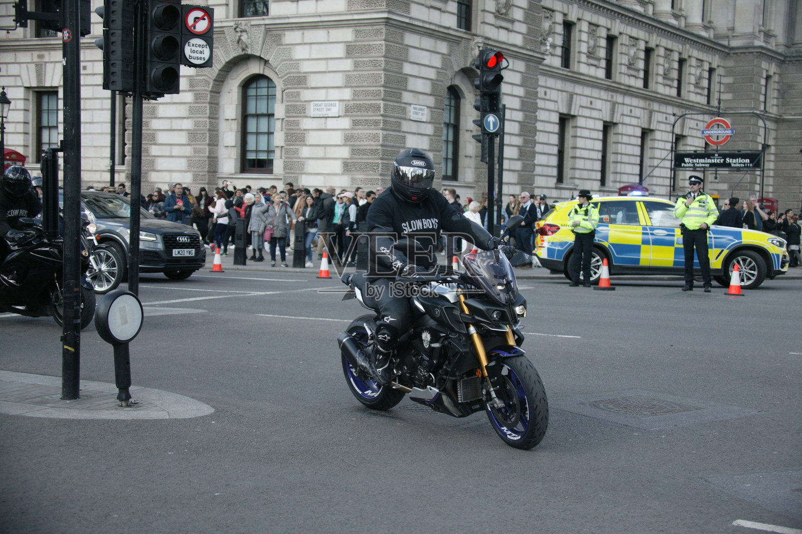 雅马哈MT10 SP在伦敦摩托车尊重骑行活动中照片摄影图片
