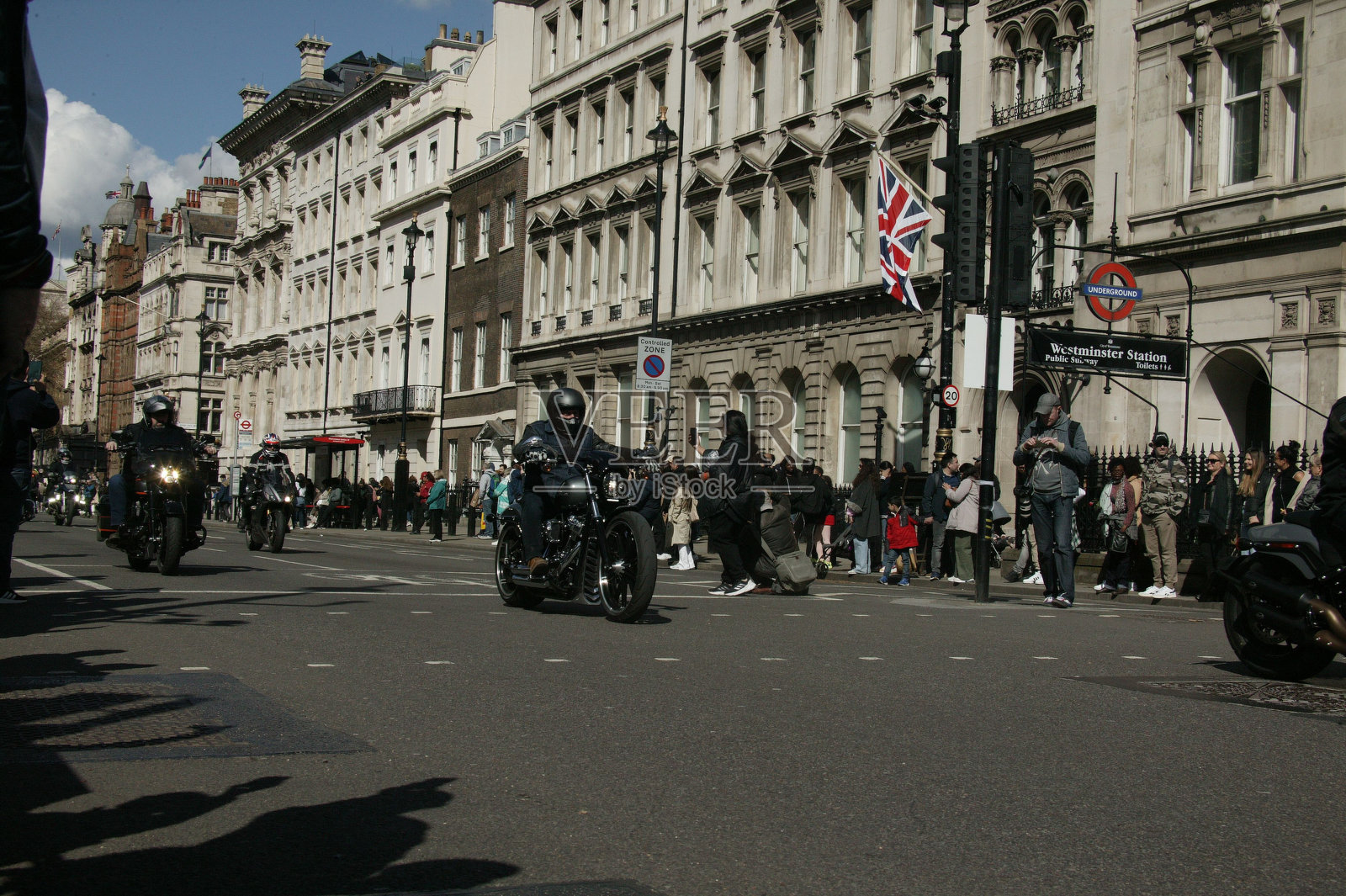 伦敦摩托车尊重骑行活动照片摄影图片