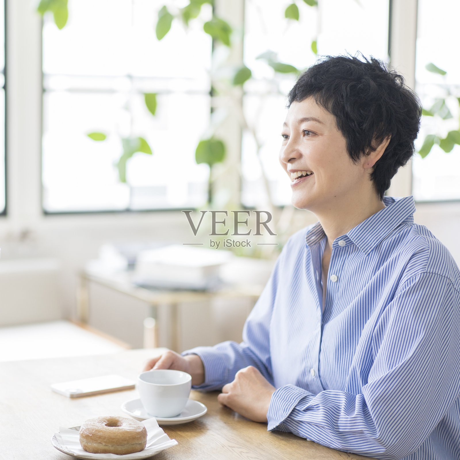 50多岁日本女性的生活方式照片照片摄影图片