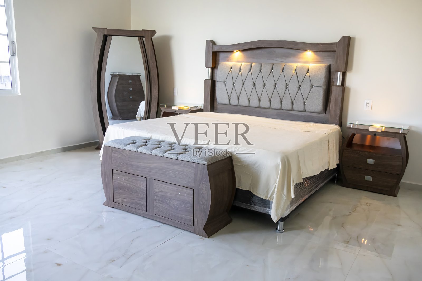 家中有新房间可供使用照片摄影图片