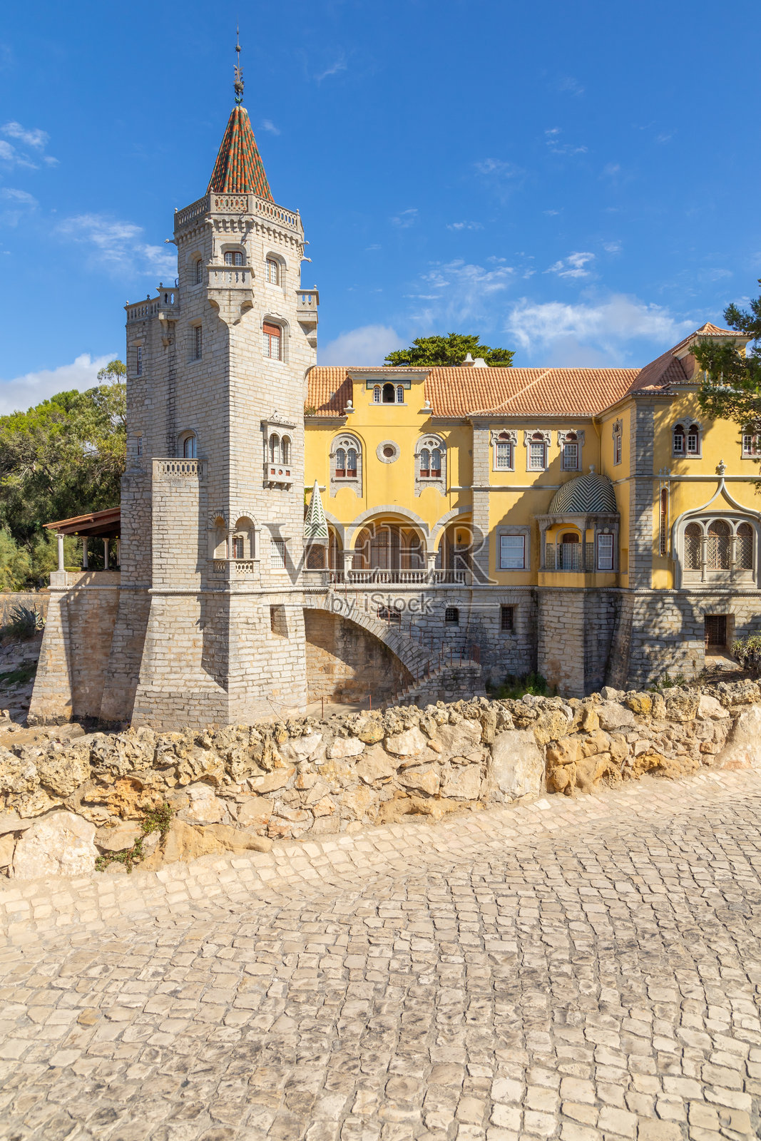 卡斯凯什，葡萄牙，卡斯特罗·吉马良斯宫。照片摄影图片