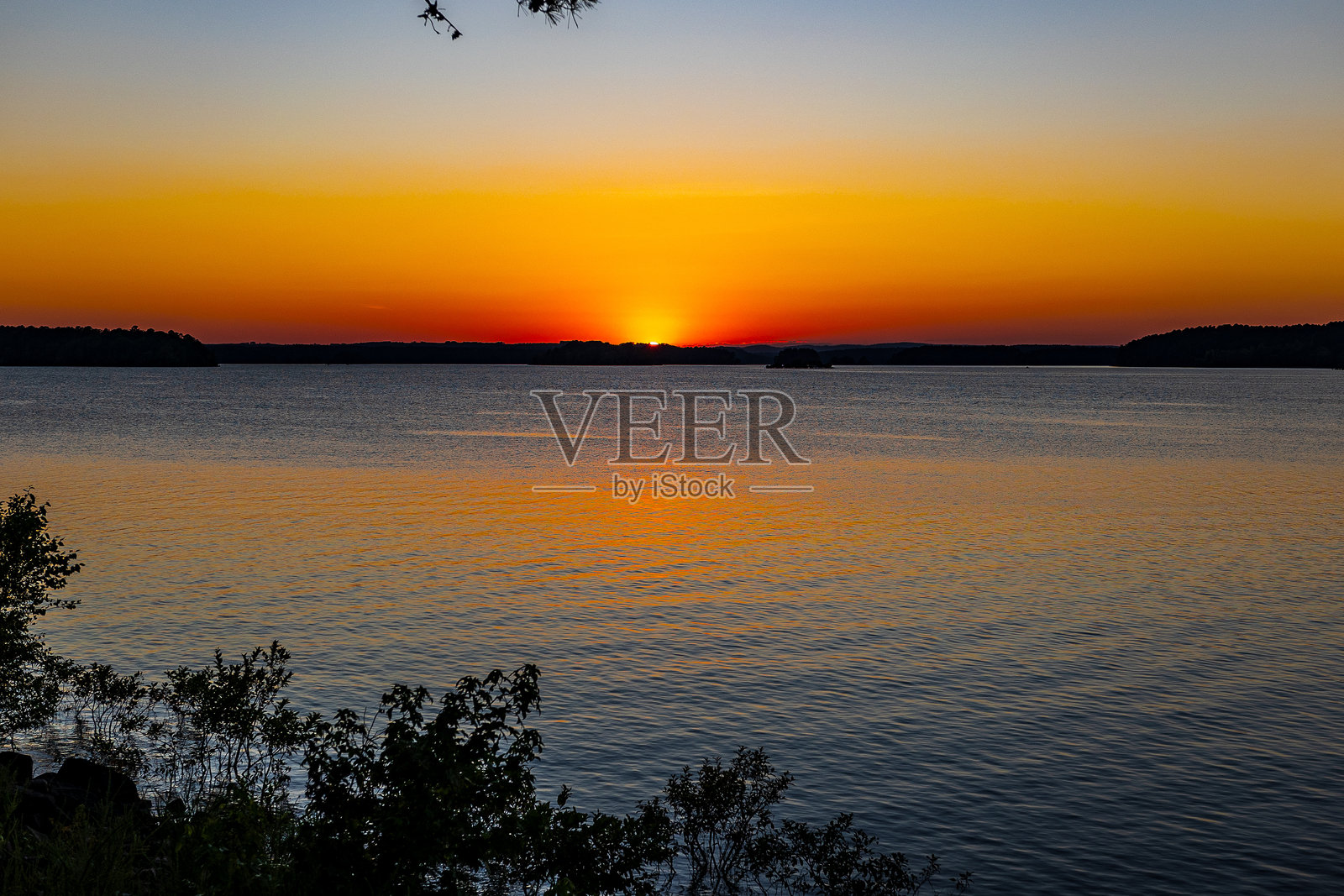 德格雷湖的日落照片摄影图片
